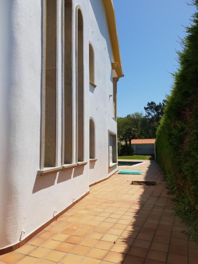 Major Beach And Lake Pontevedra Exterior photo